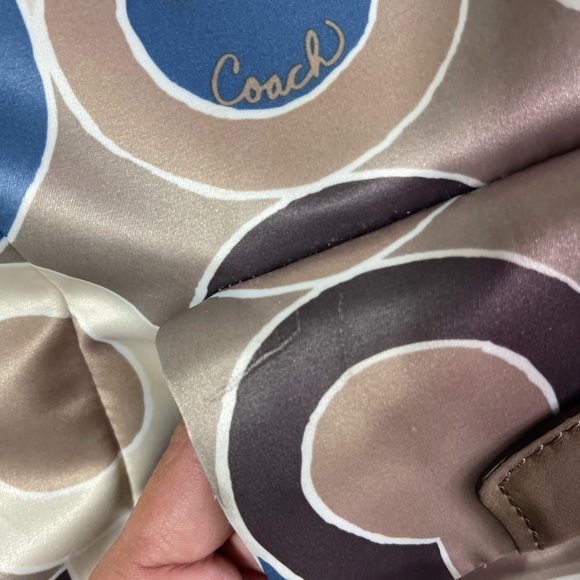 Coach Kristin hobo shoulder purse H1076-16494 in  great condition - Picture 15 of 16